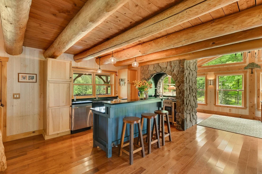 Photo of 939 Chamberlin