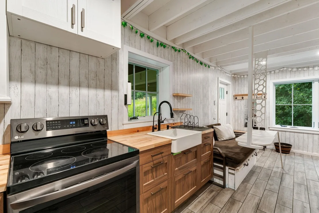 Photo of 45 Emerson