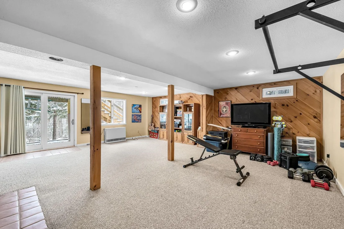 Photo of 36 Buckboard