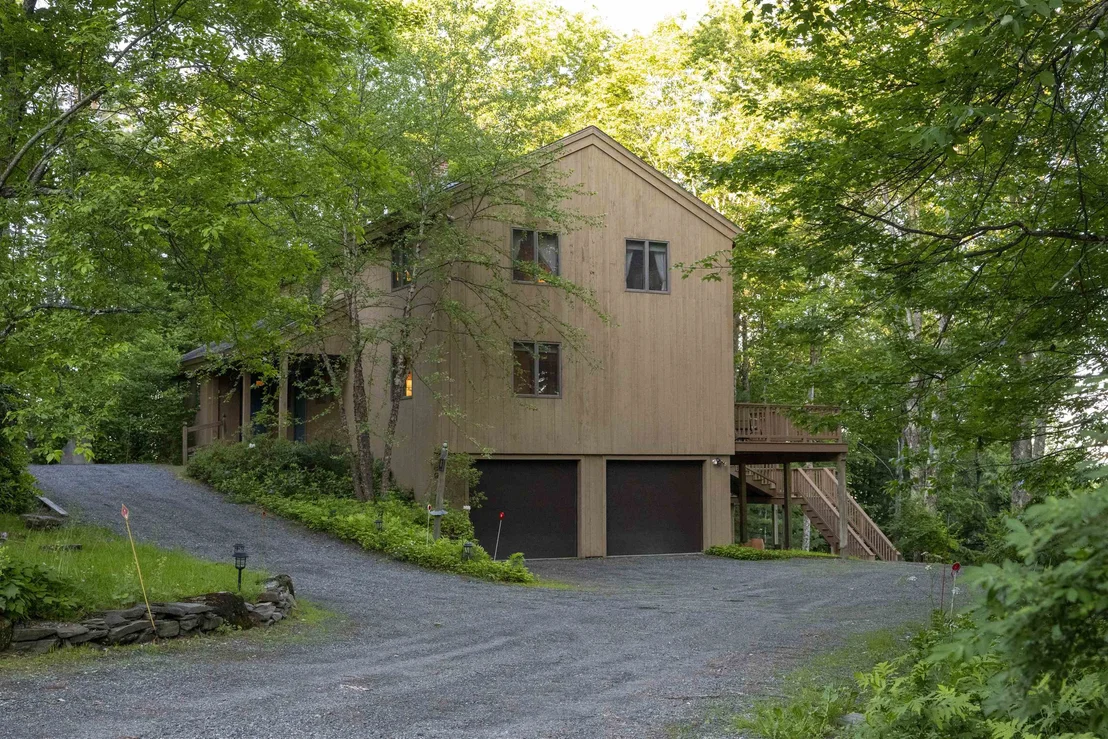 Photo of 589 Fairbanks Turn