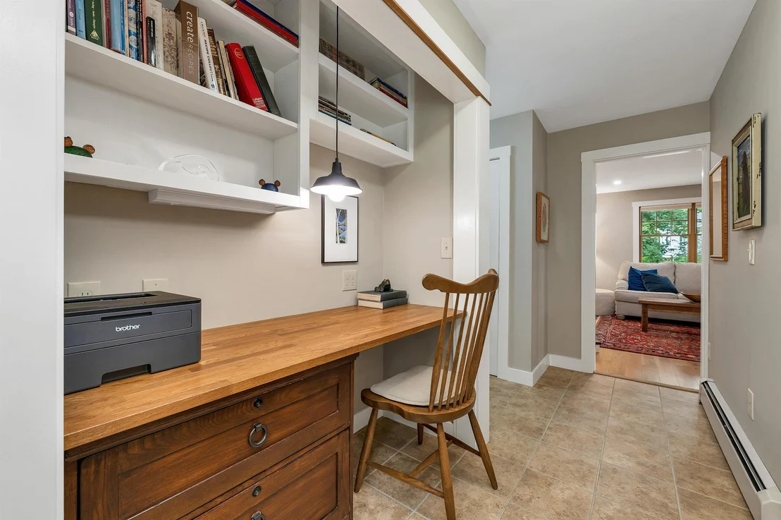 Photo of 3 Oak Knoll