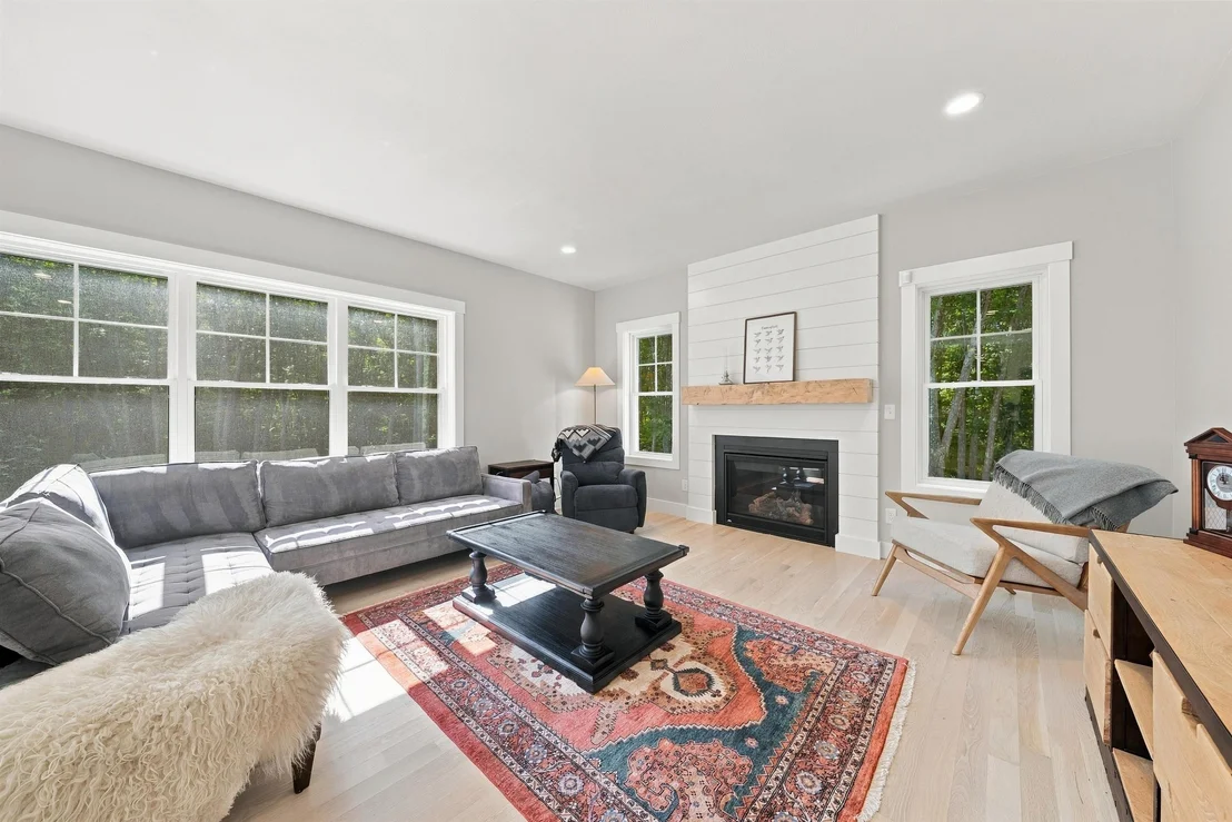 Photo of 141 Londonderry