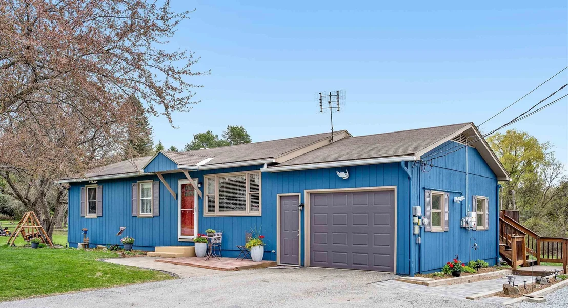 Photo of 301 Hill