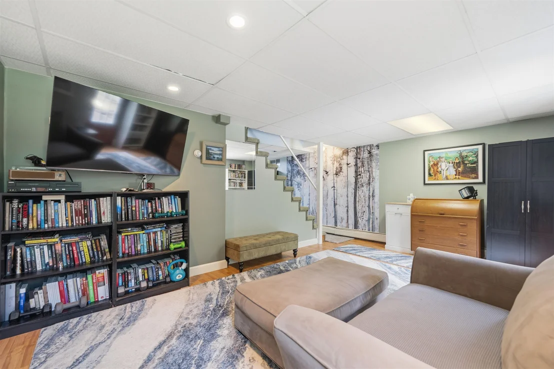 Photo of 60 Stanley Brook