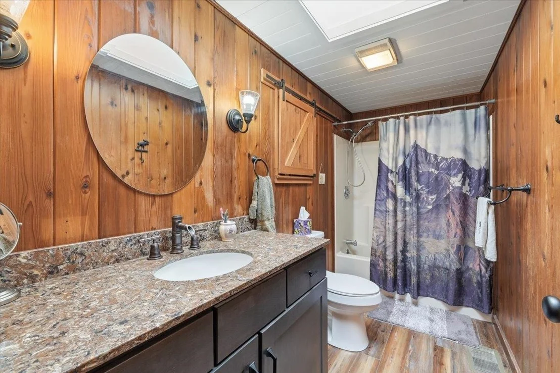 Photo of 17 Forest Ridge
