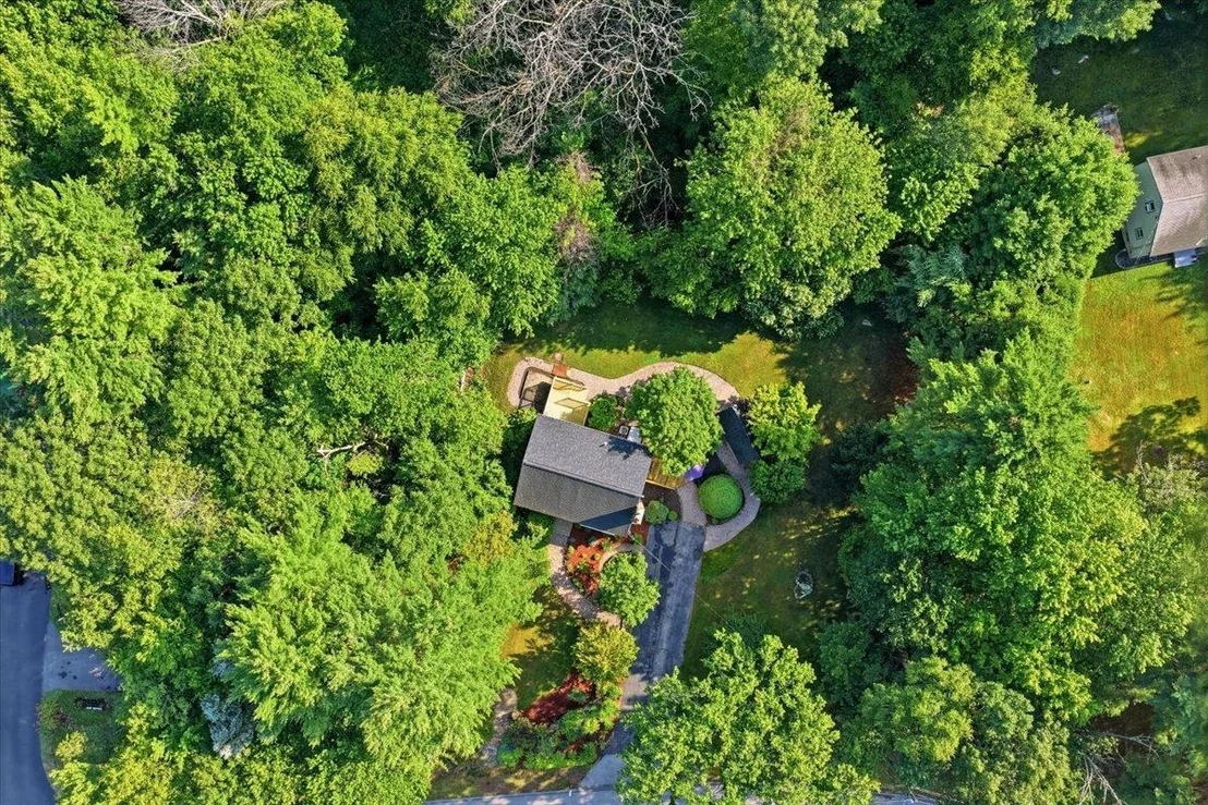 Photo of 16 Lakeview