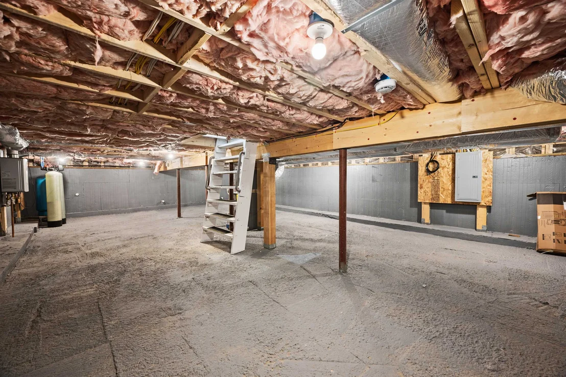 Photo of 335 Raymond