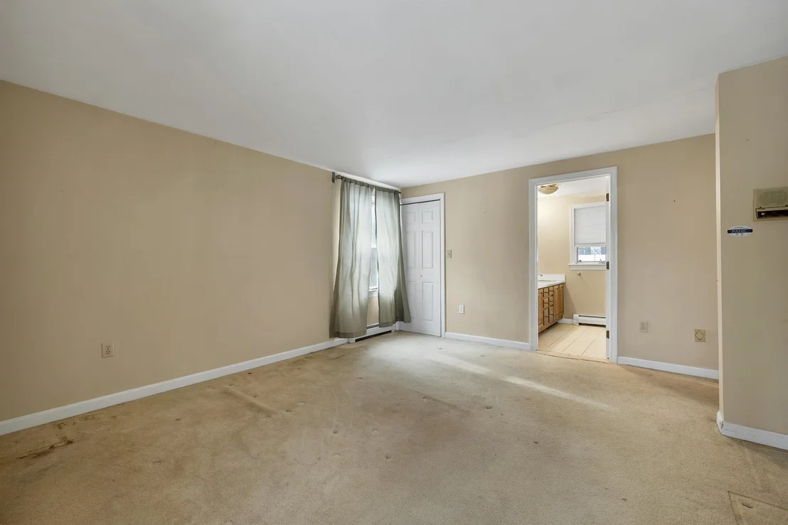 Photo of 53 Oak Knoll