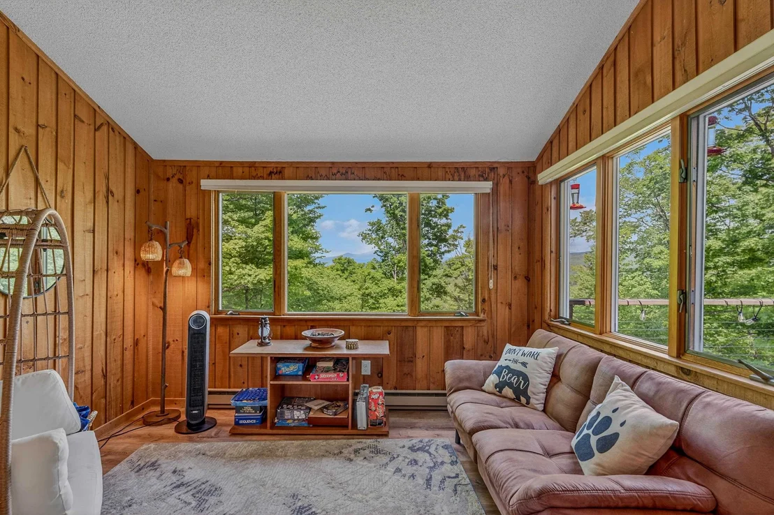 Photo of 139 Summit