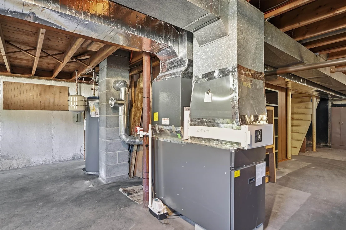 Photo of 32 Henderson