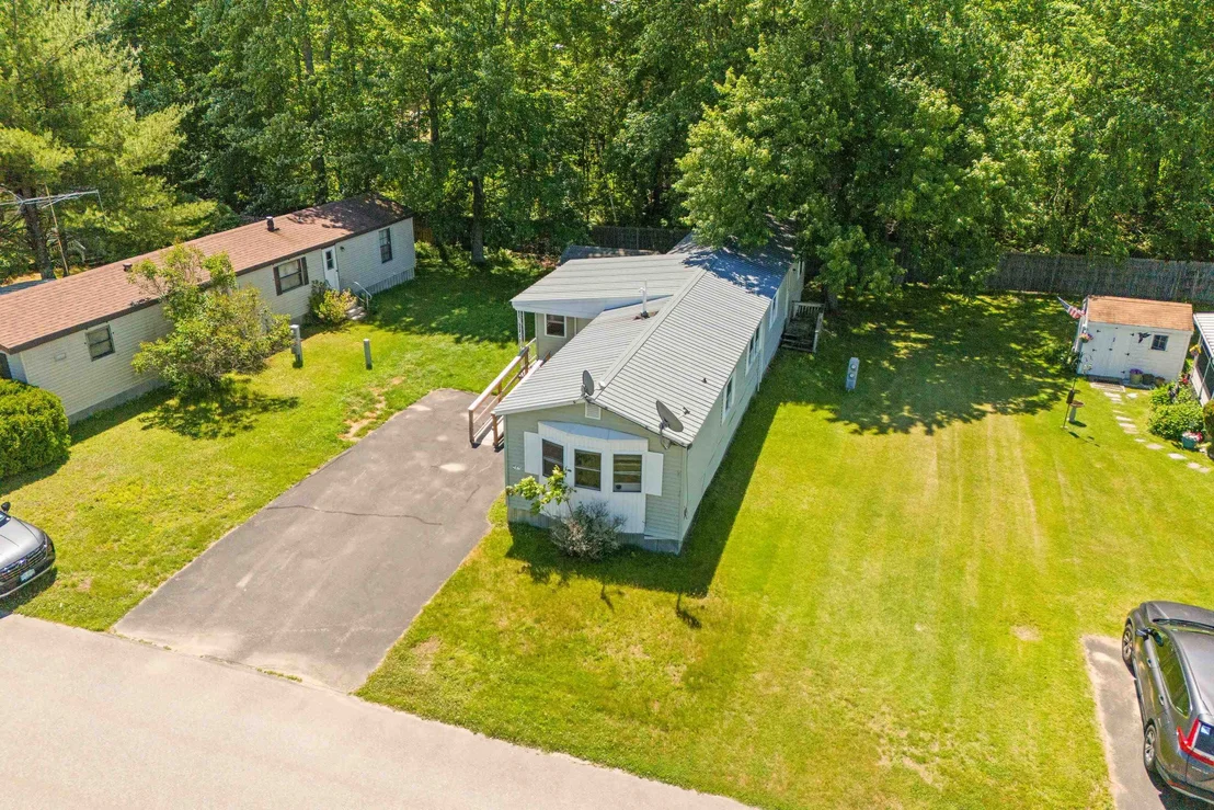Photo of Unit C12 at 290 Calef