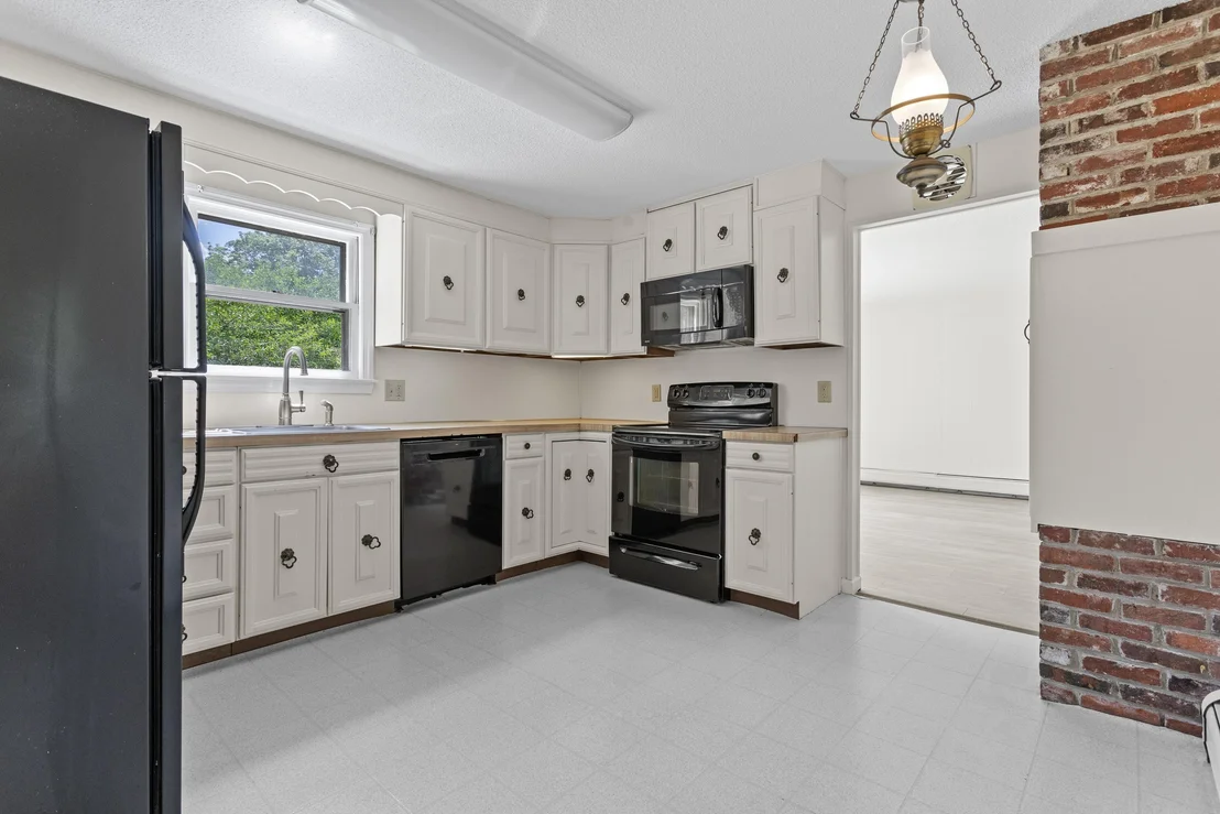 Photo of 10 Colonial