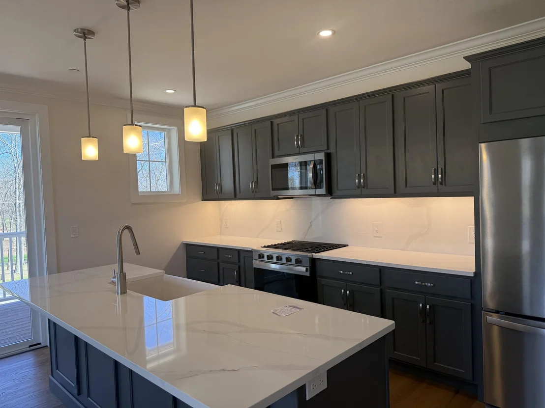 Photo of Unit 302 at 4 Longview