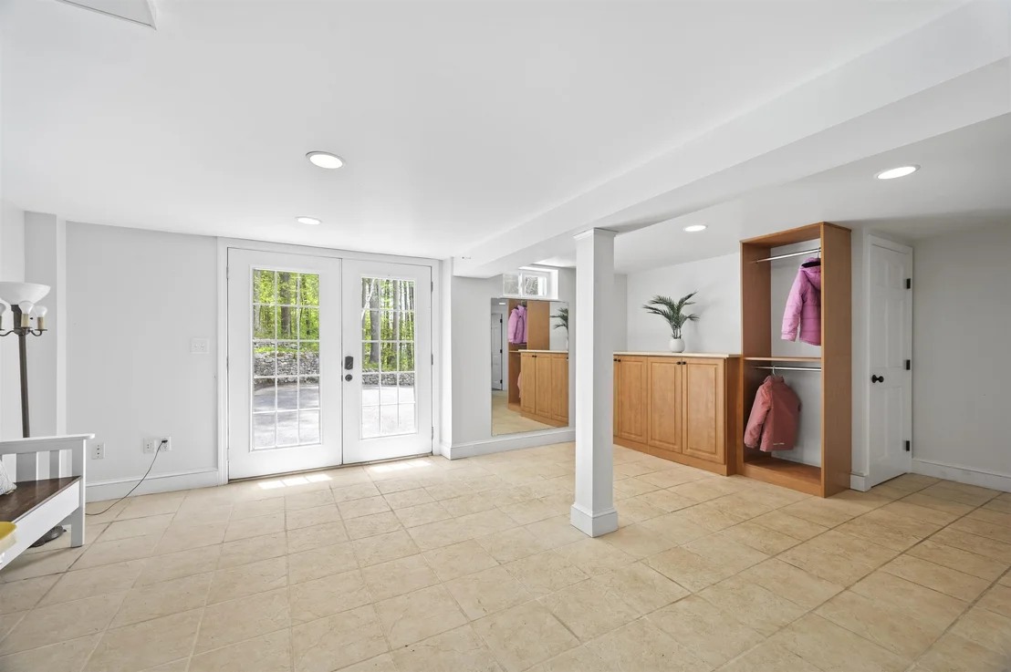 Photo of 5 N Meadow
