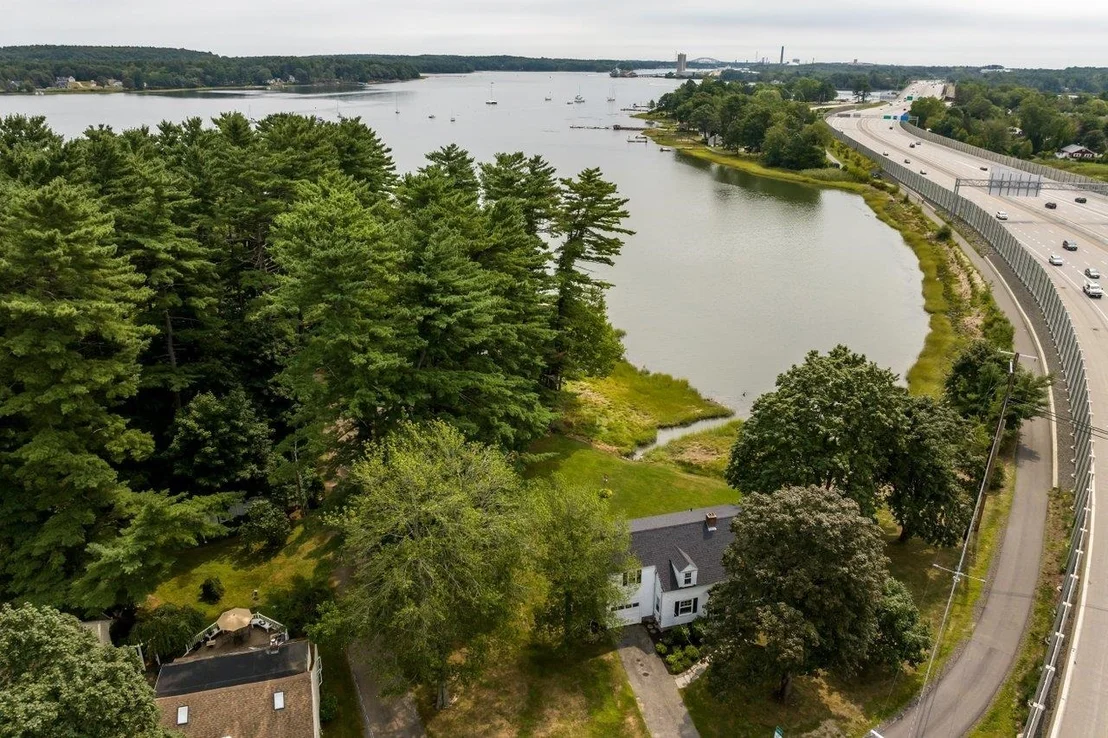 Photo of 354 Dover Point