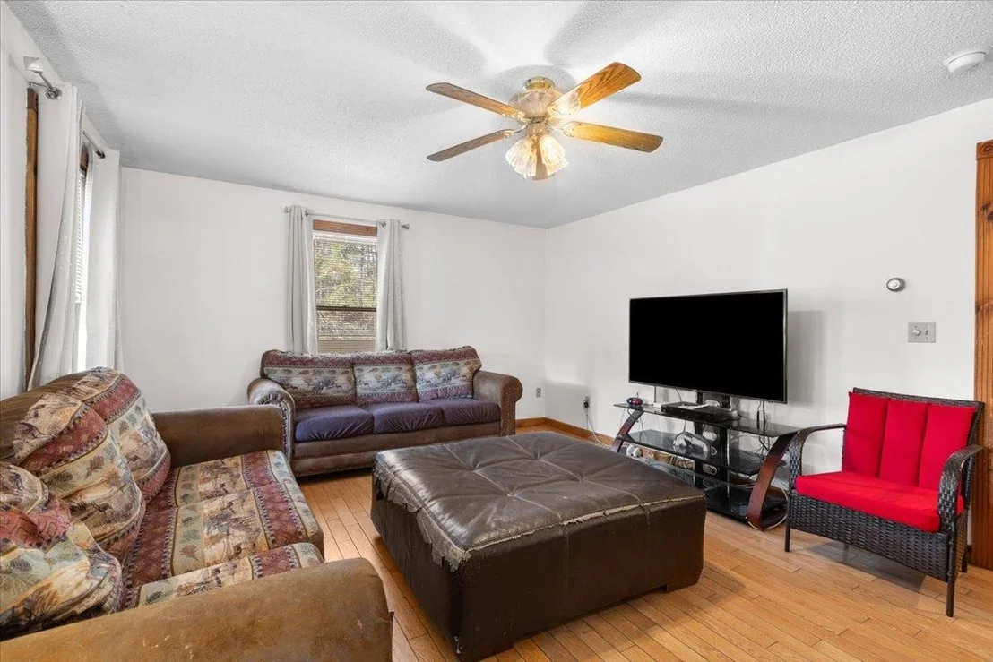 Photo of 99 Whitefield
