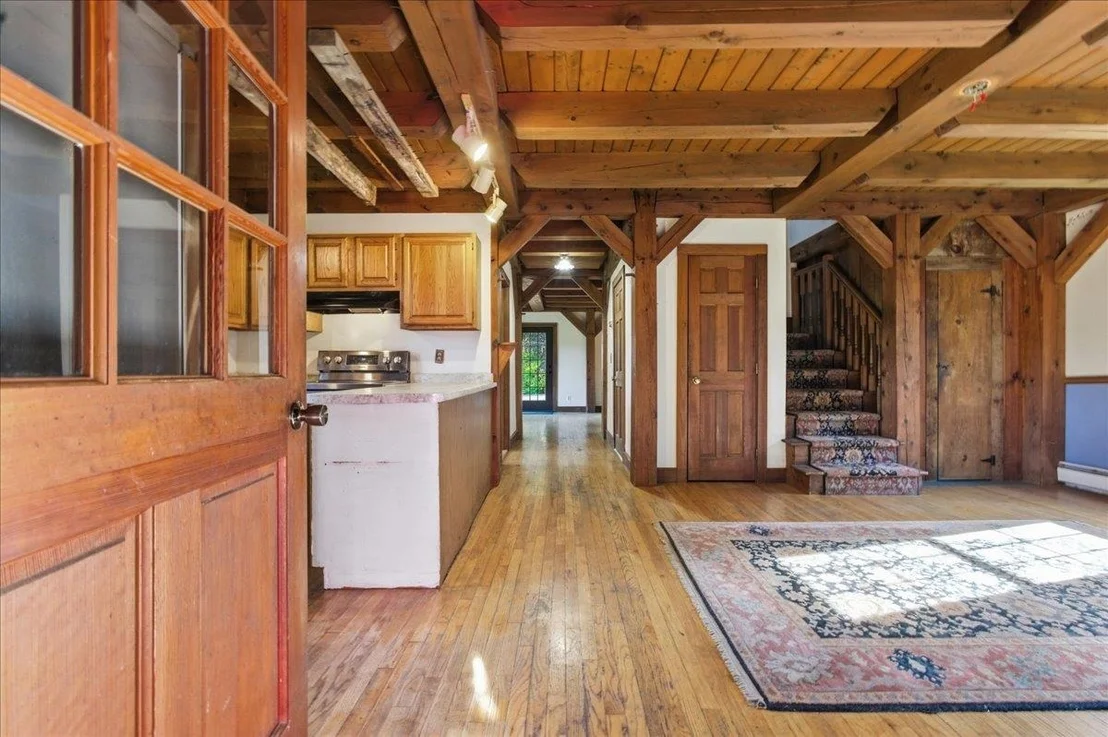 Photo of 1378 Hallstrom