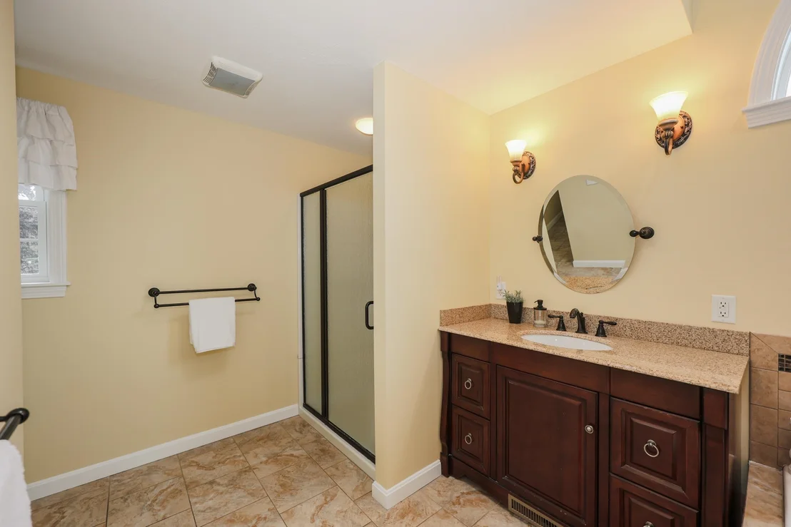 Photo of 1 Valleyview