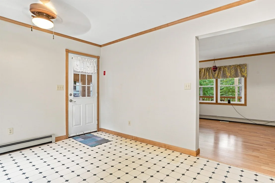 Photo of 47 Mathews