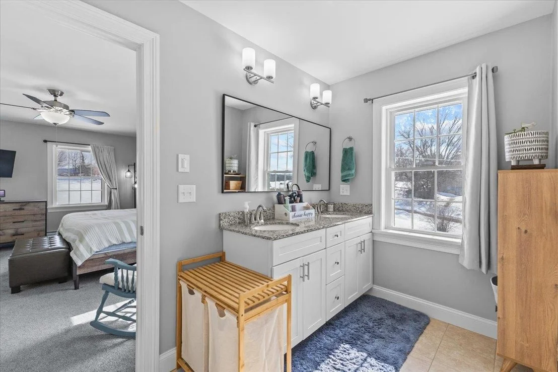 Photo of 693 Brigham