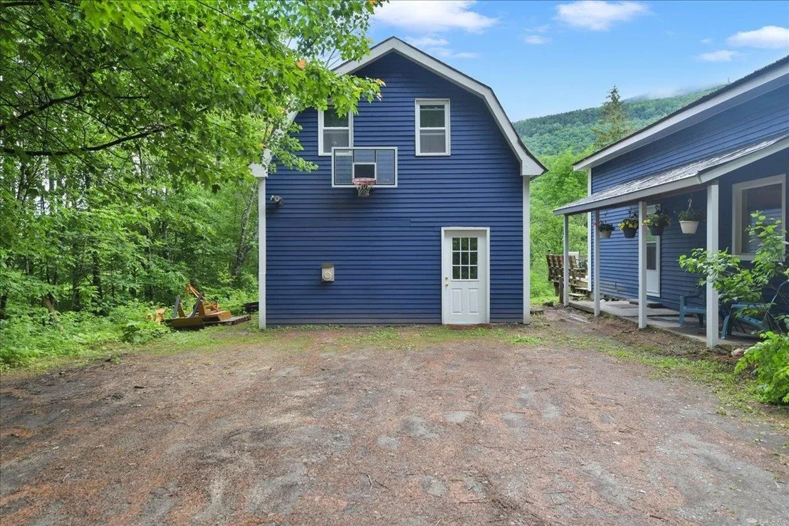 Photo of 929 Codding Hollow