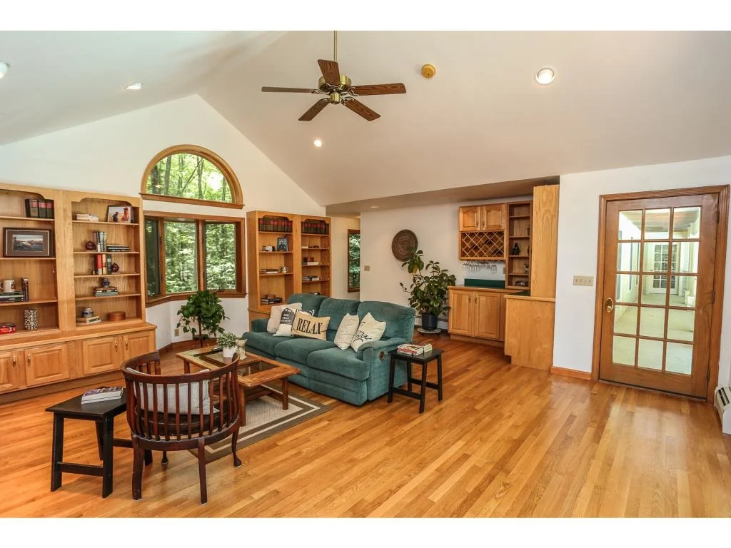 Photo of 30 Putney