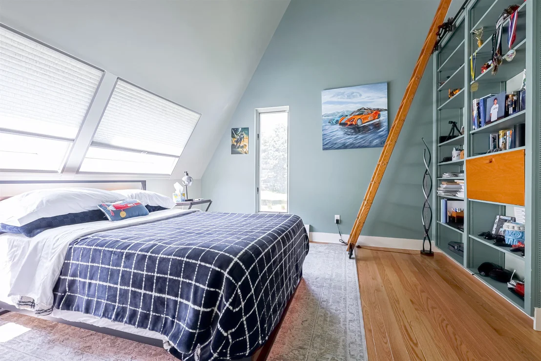 Photo of 155 Pine Hill