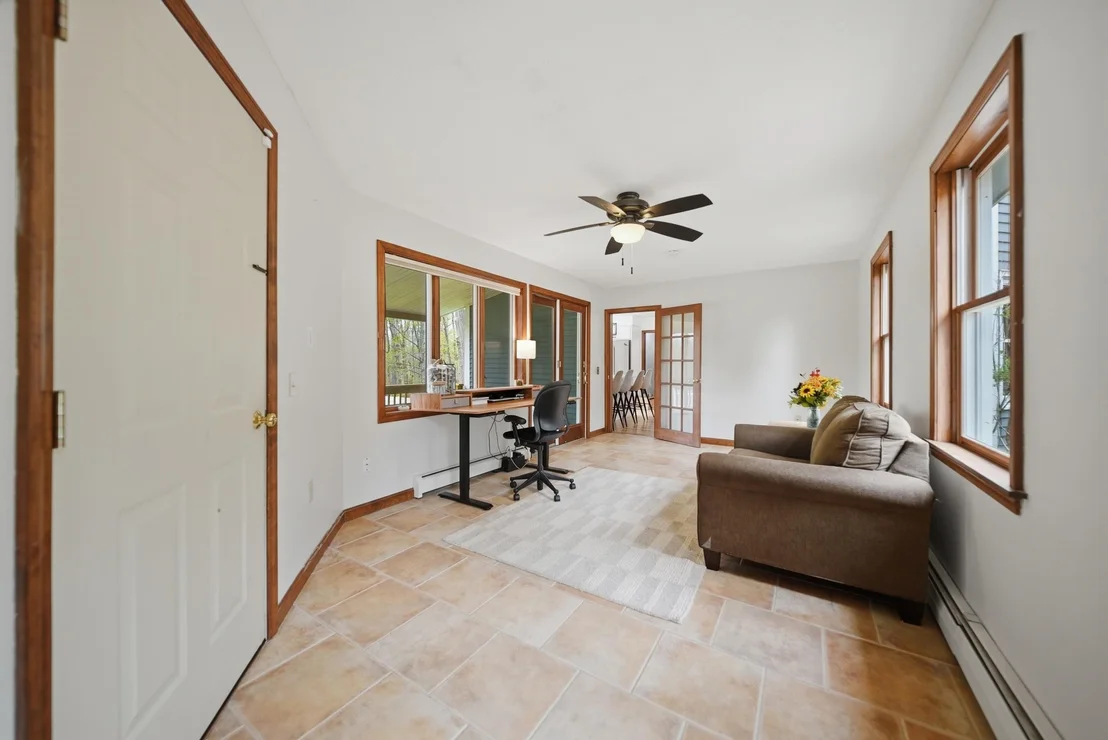 Photo of 142 Forestview