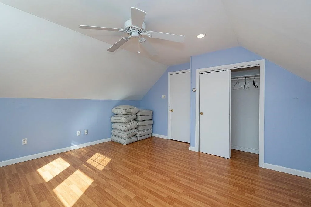 Photo of 20 Colonial