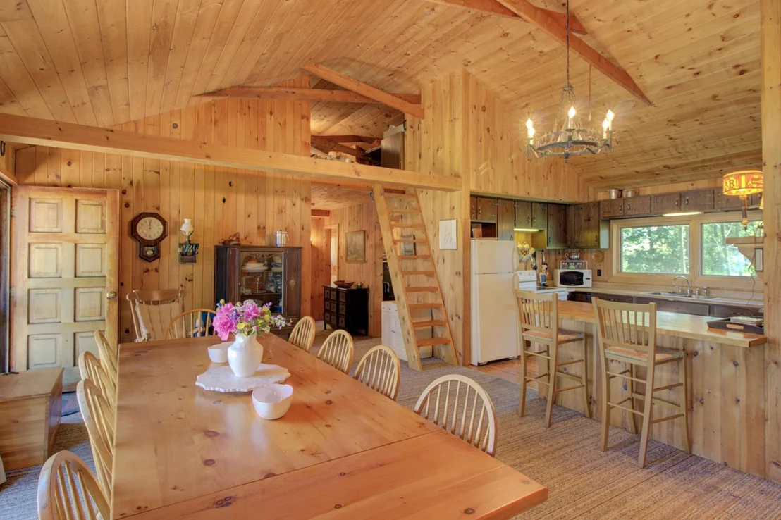 Photo of 135 Savage Point North