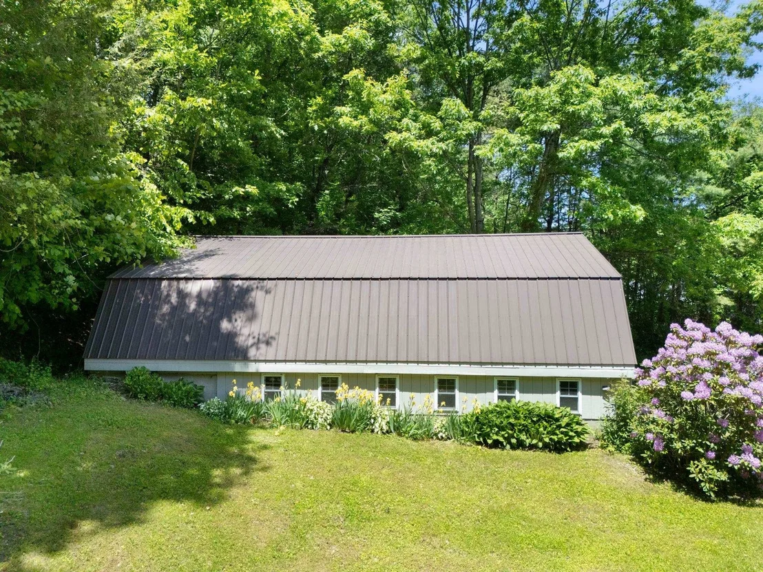 Photo of 3333 West River