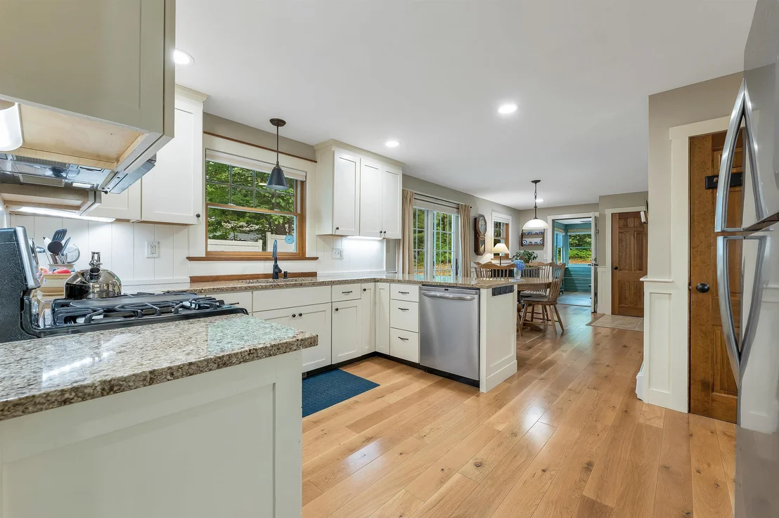 Photo of 3 Oak Knoll