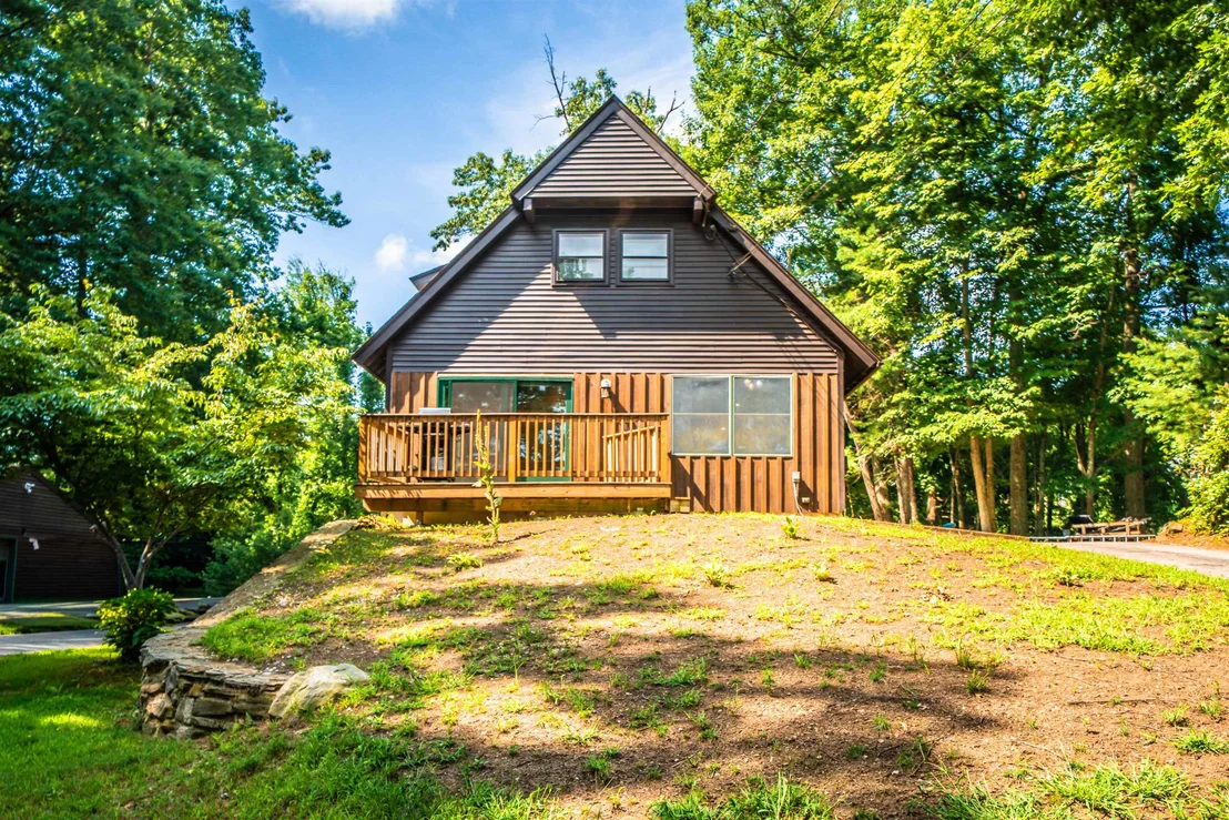 Photo of 52 Pond