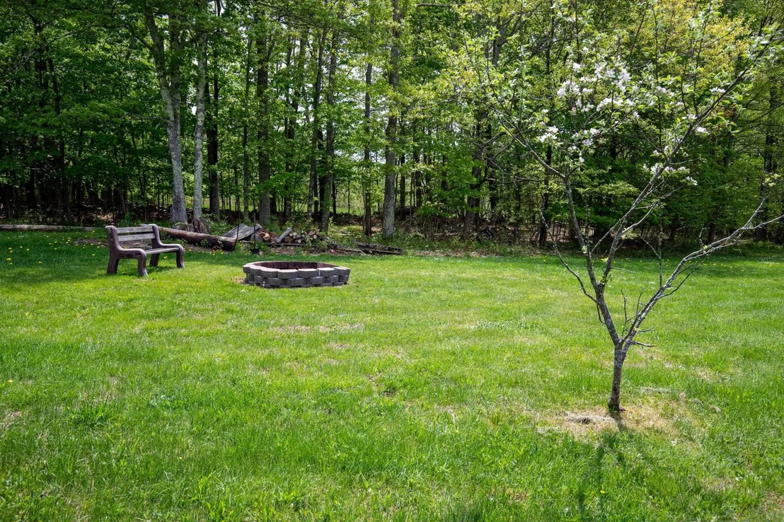 Photo of 372 Cross
