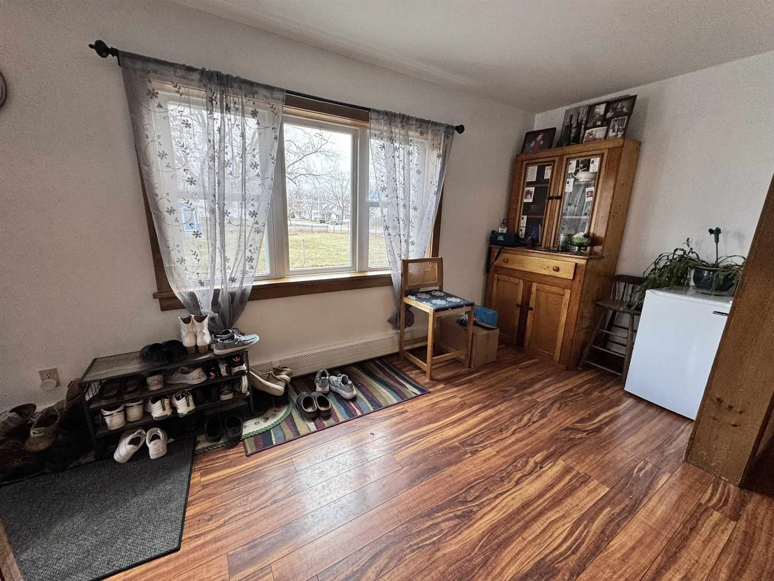 Photo of 64 Taylor