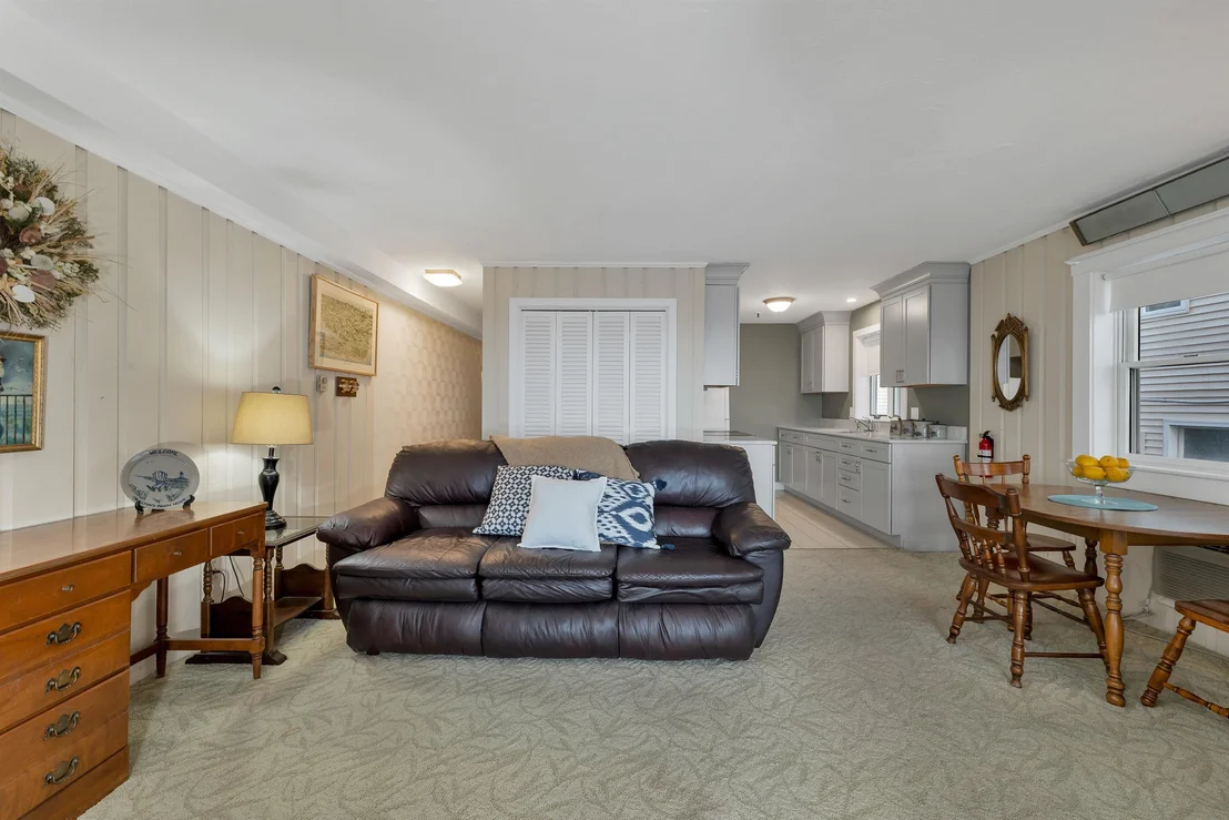 Photo of Unit N1 at 421 Ocean