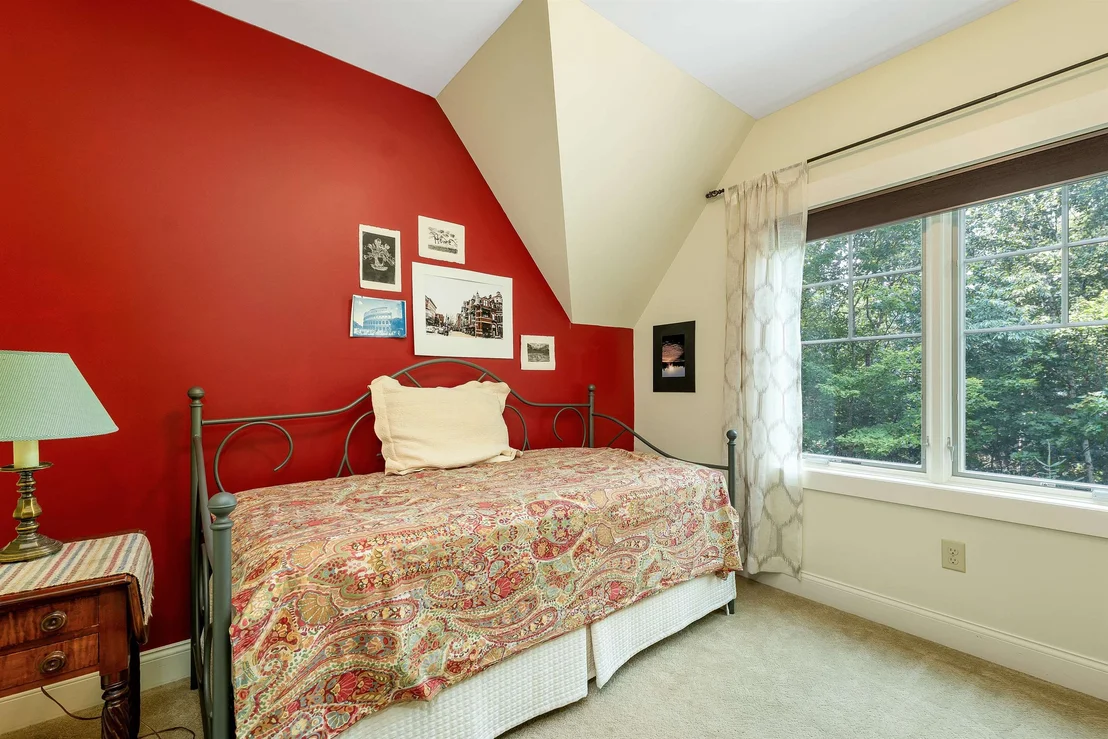 Photo of 42 Cascade Ridge