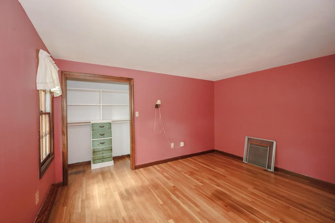 Photo of 16 Meserve