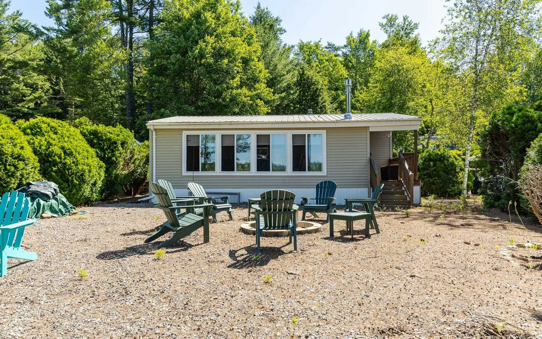 Photo of 18 Lakeside