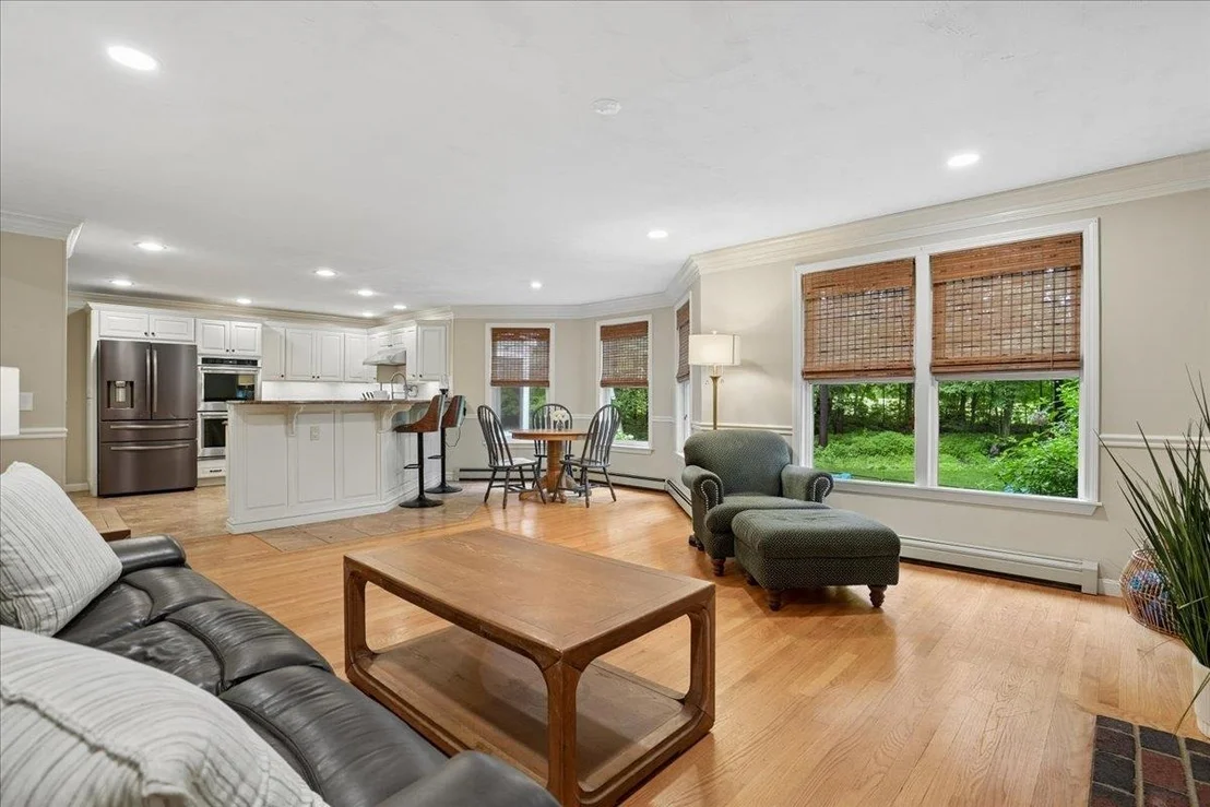 Photo of 72 Oakmont