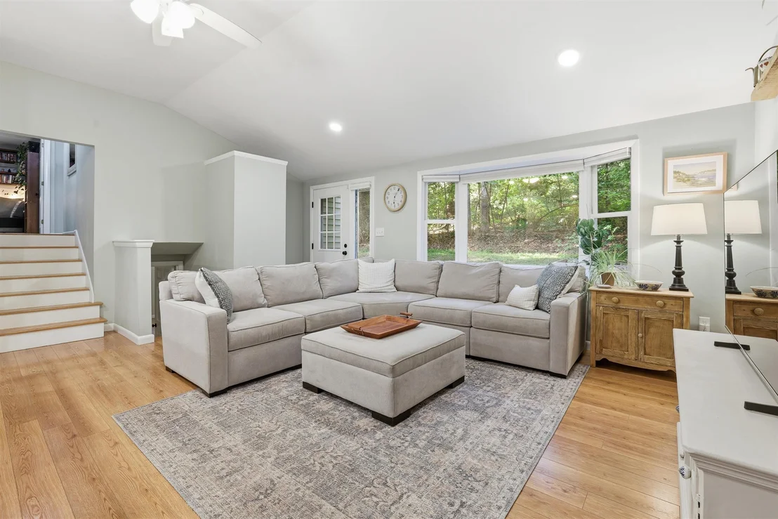 Photo of 65 Londonderry