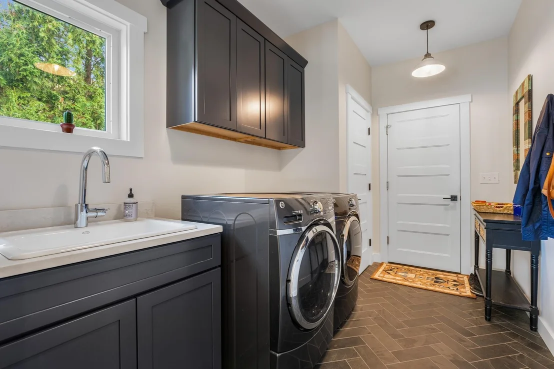 Photo of 281 Wallis