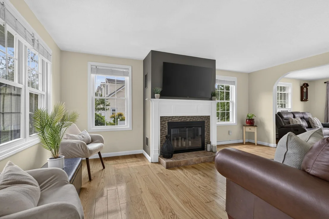 Photo of 284 Corning