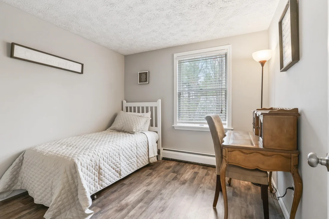Photo of 35 Buttonwood