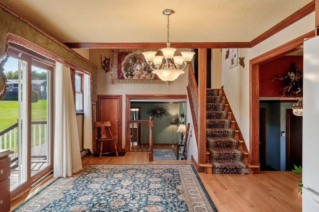 Photo of 210 McLeod