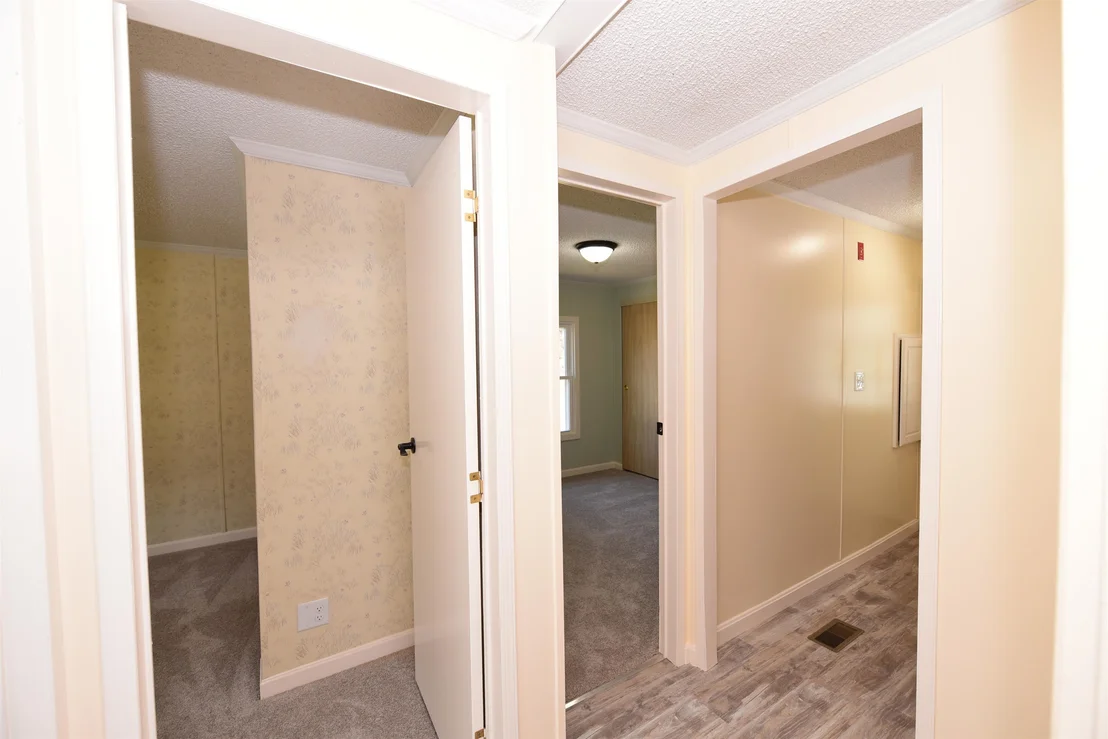 Photo of 74 Lamplighter