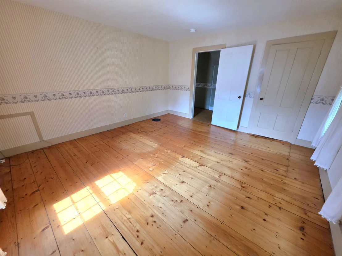 Photo of 15 Maple