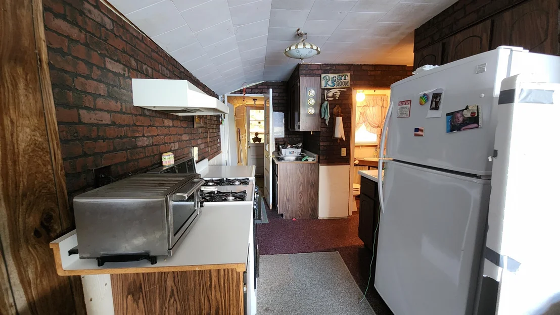 Photo of 36 Johnson