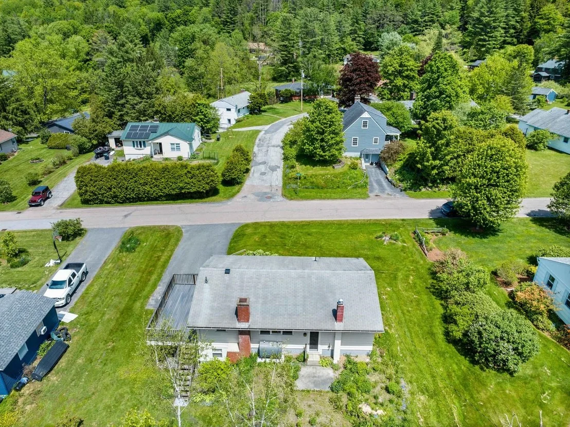 Photo of 48 Colonial