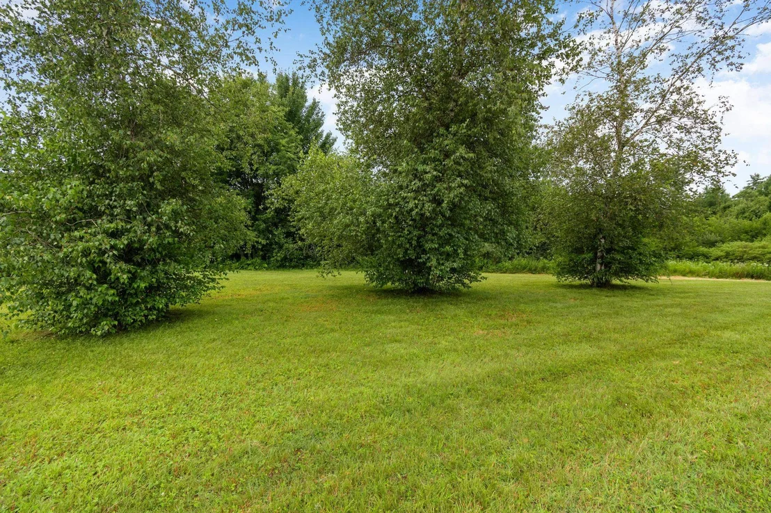 Photo of 425 Mountain View
